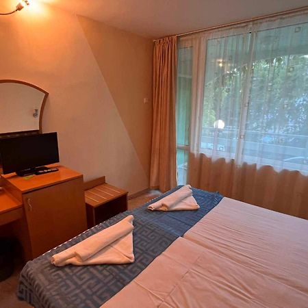 Хотел Диамант Hotel Diamond Balchik Esterno foto