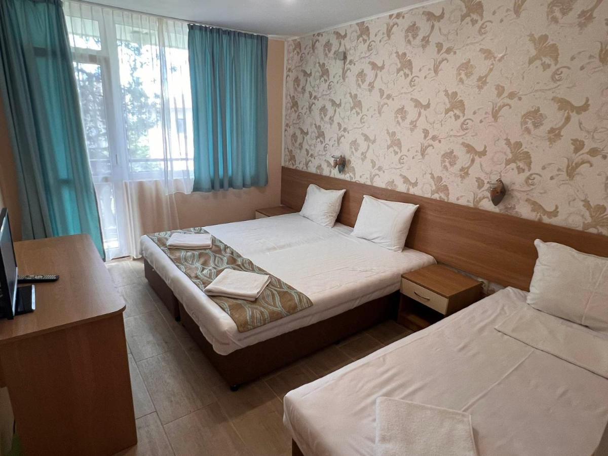 Хотел Диамант Hotel Diamond Balchik Esterno foto