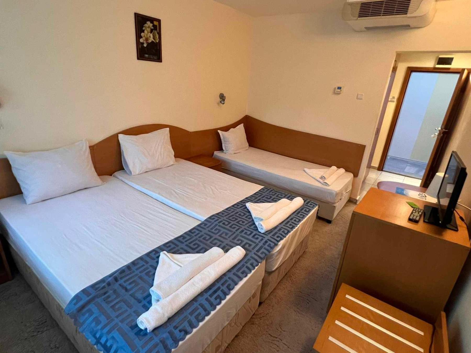 Хотел Диамант Hotel Diamond Balchik Esterno foto