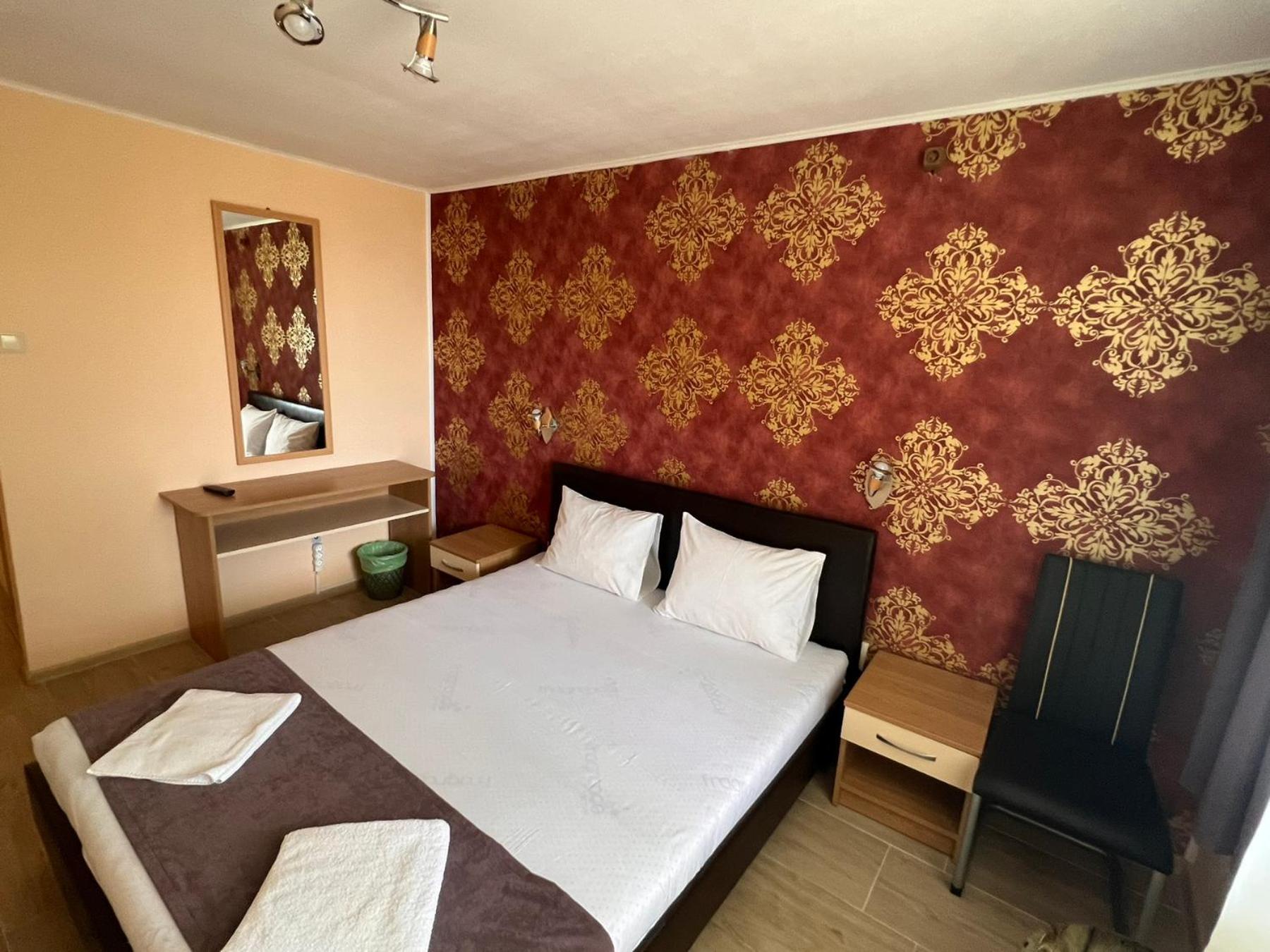 Хотел Диамант Hotel Diamond Balchik Esterno foto